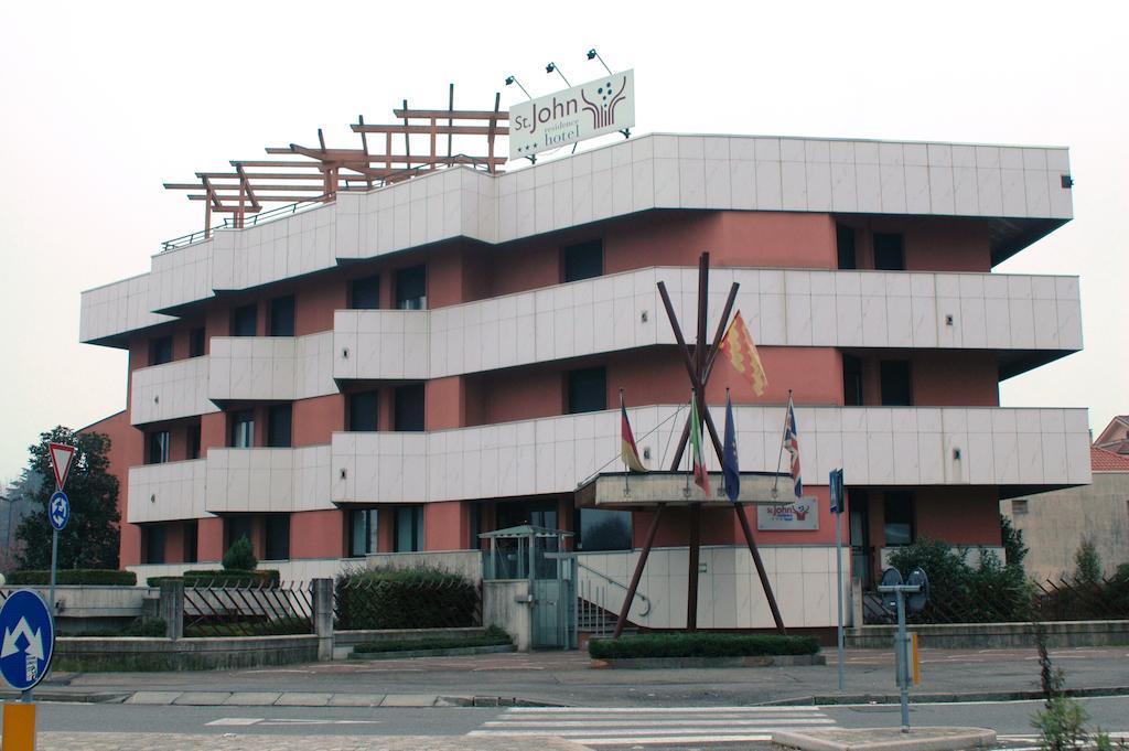 Hotel St John Desio Exteriör bild